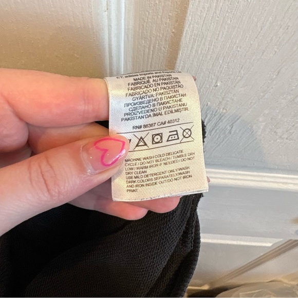 Black Long Sleeve Adidas Crewneck - Size Small - Has Pockets - Picture 6 of 8